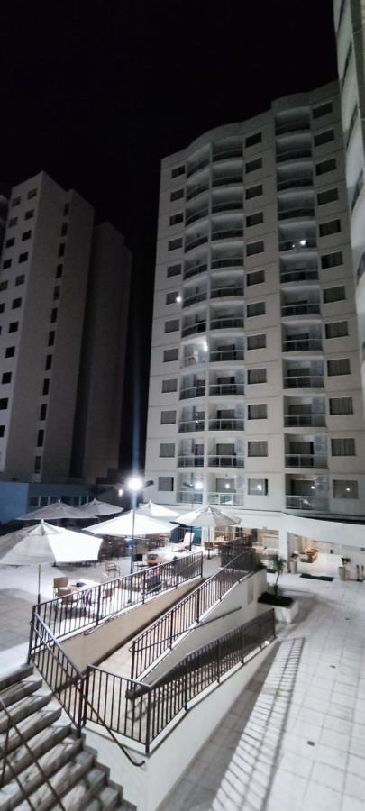 Prive Atrium Thermas Residence Service Caldas Novas Dış mekan fotoğraf